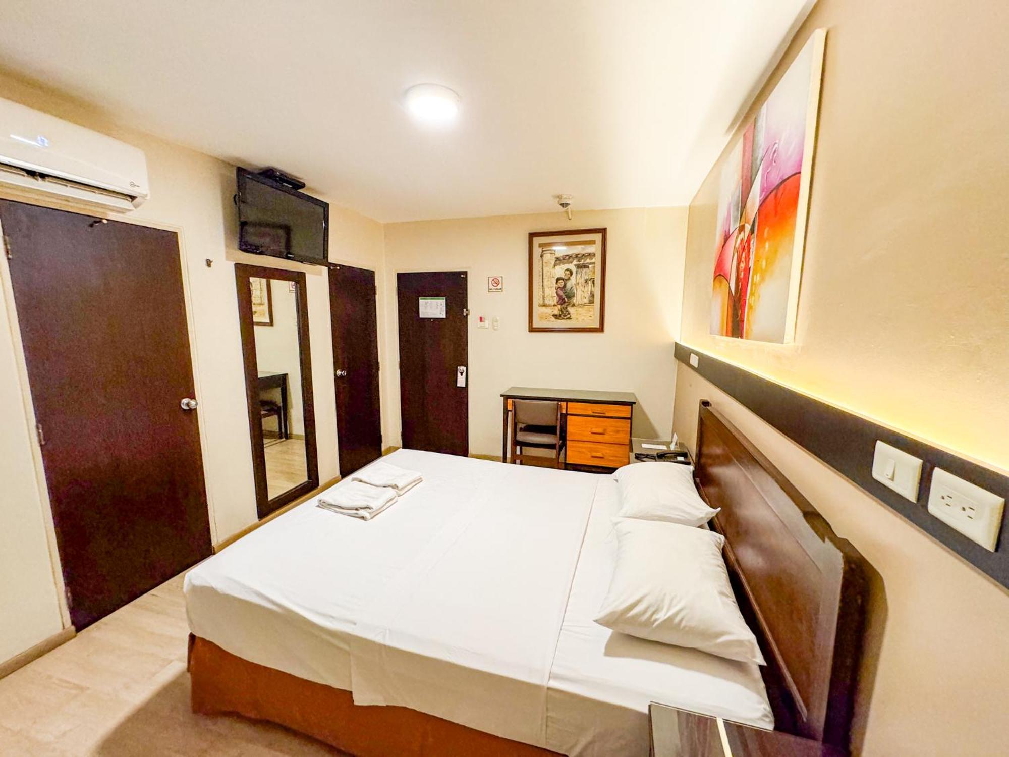 Gh Alexander Hotel Guayaquil Extérieur photo