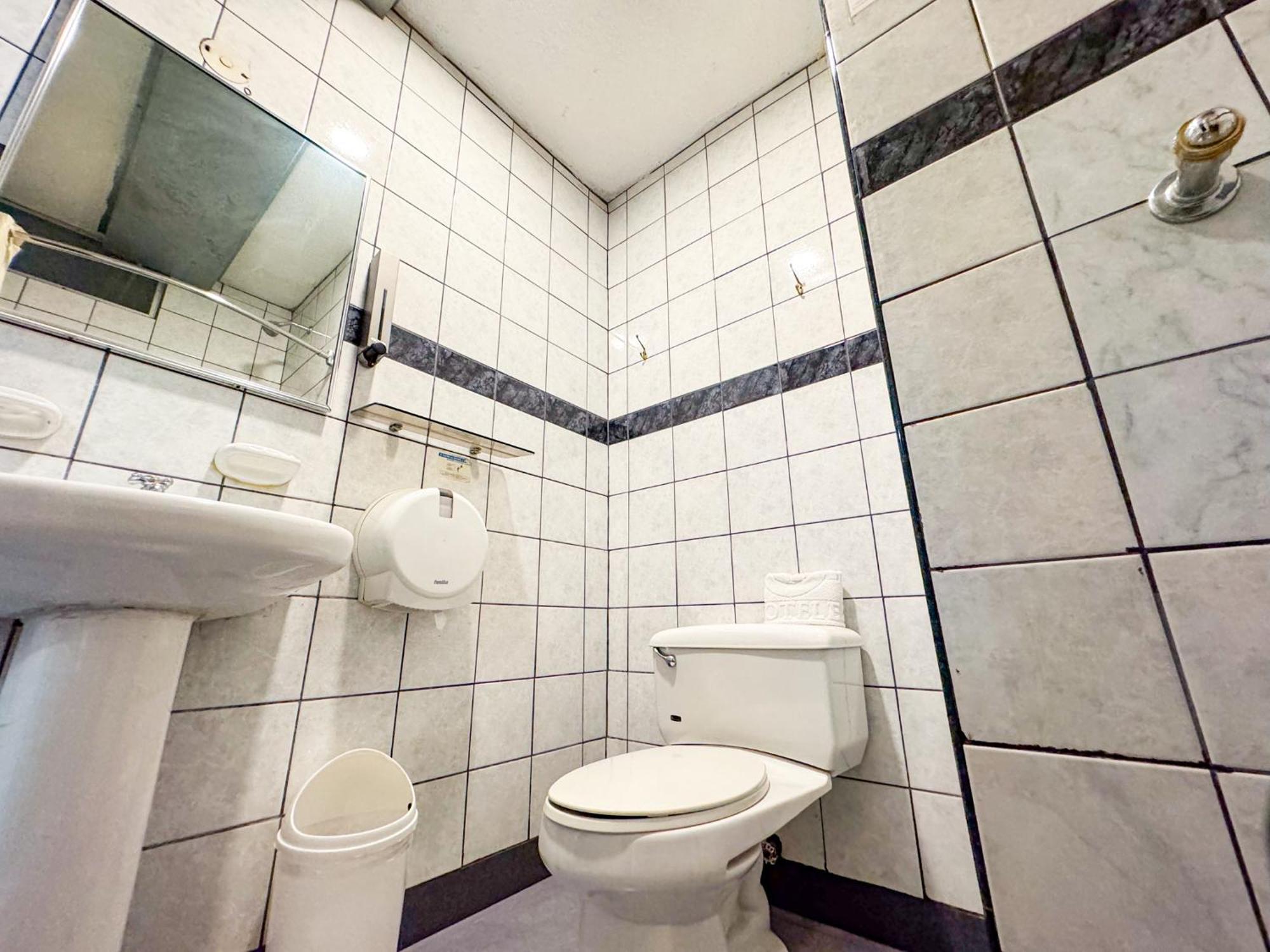 Gh Alexander Hotel Guayaquil Extérieur photo