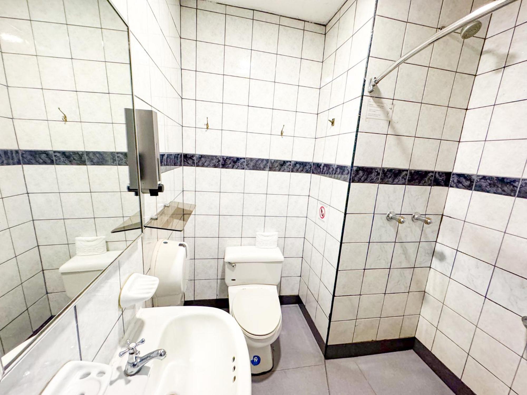 Gh Alexander Hotel Guayaquil Extérieur photo